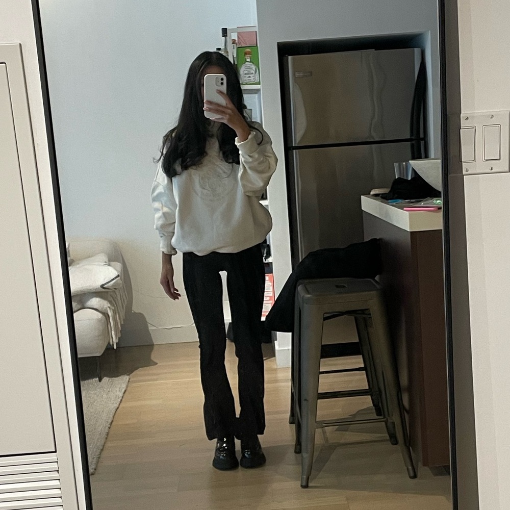 Cream vintage emblem mockneck sweatshirt